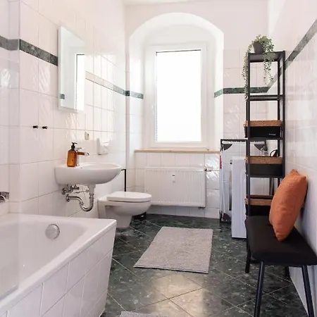 Stilvolles Direkt Am Markt - Netflix, Nespresso